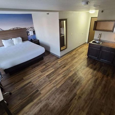 Clarion Pointe Bettendorf - Quad Cities Buitenkant foto