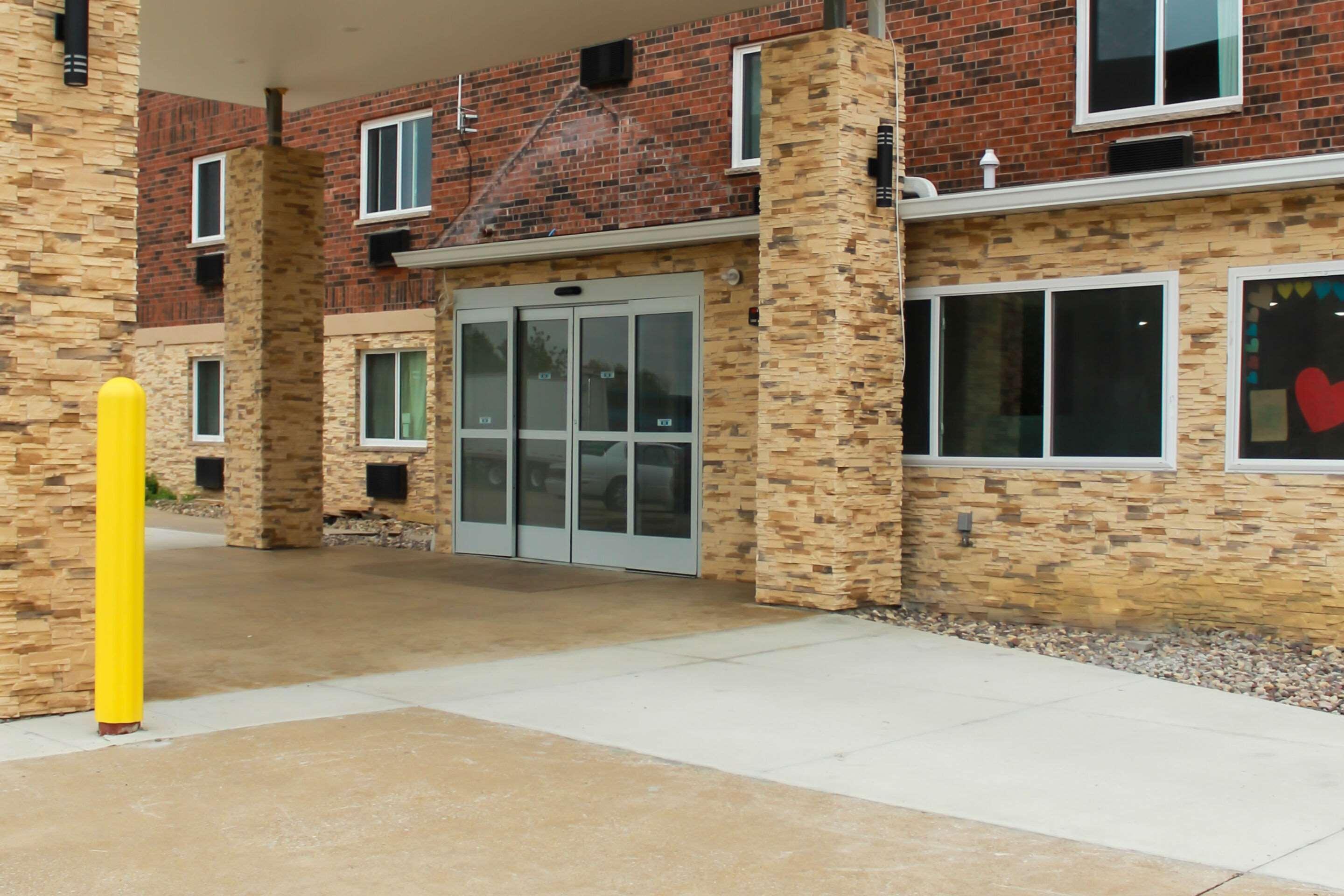 Clarion Pointe Bettendorf - Quad Cities Buitenkant foto